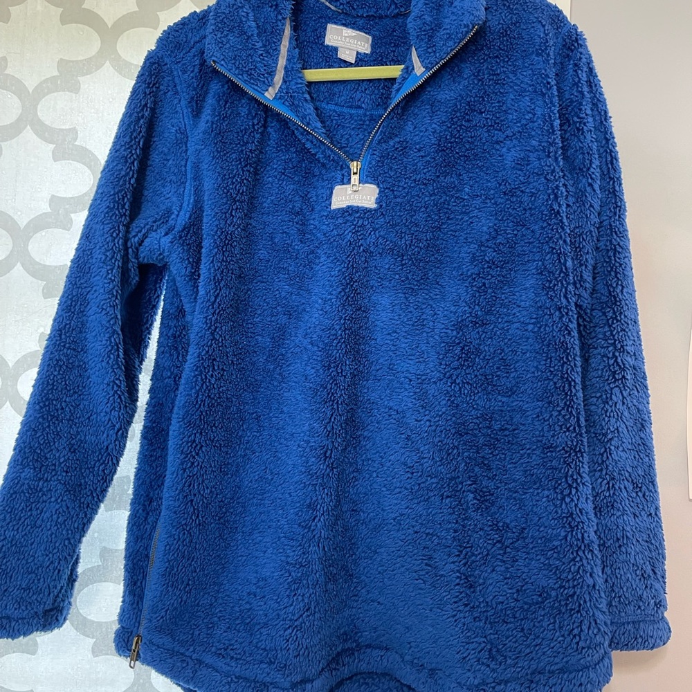 Medium blue pullover